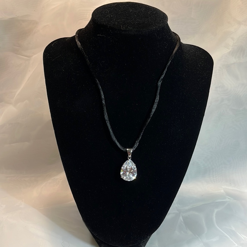 Beautiful ESPO Cubic Zirconia Pendent set in 925 Silver.